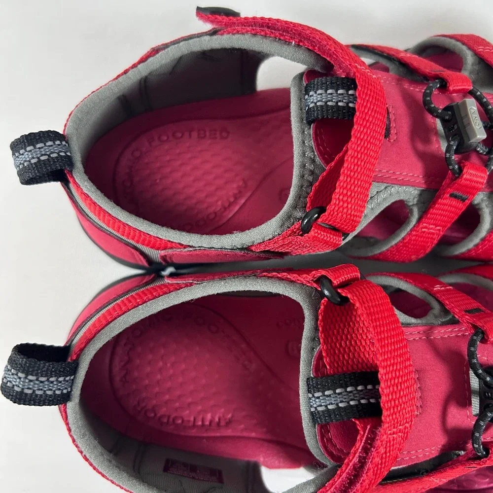 KEEN Seacamp II CNX Sandals Kids 5 Red Black Hiking Water Sport Shoes Outdoor